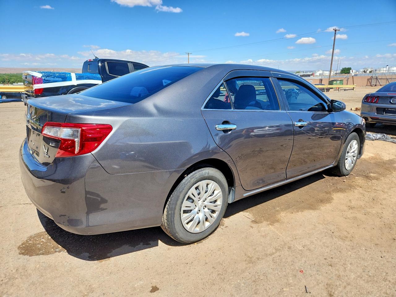 2014 Toyota Camry Le Charcoal vin: 4T4BF1FK4ER410095