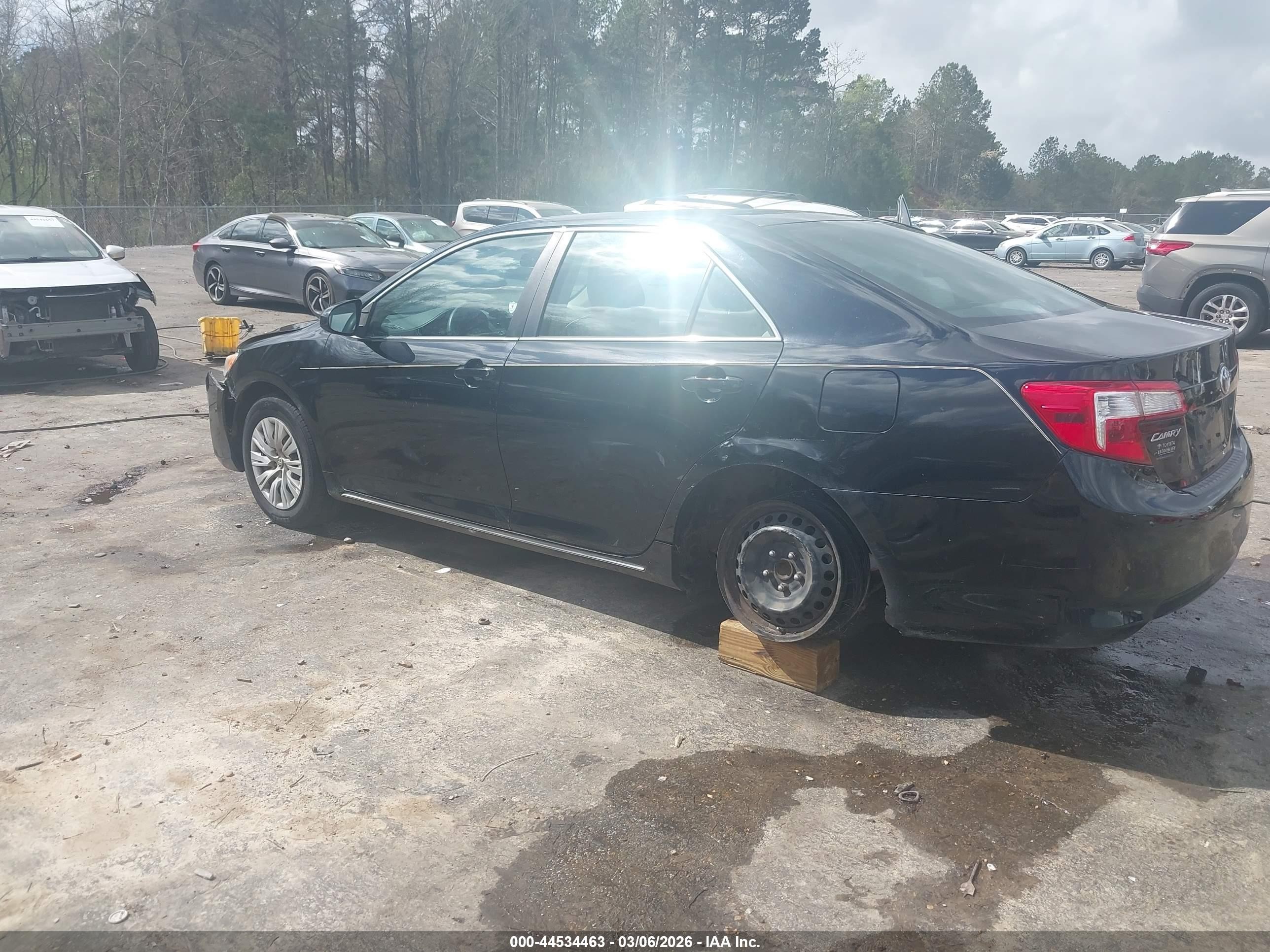 2014 Toyota Camry Le Black vin: 4T4BF1FK4ER413031