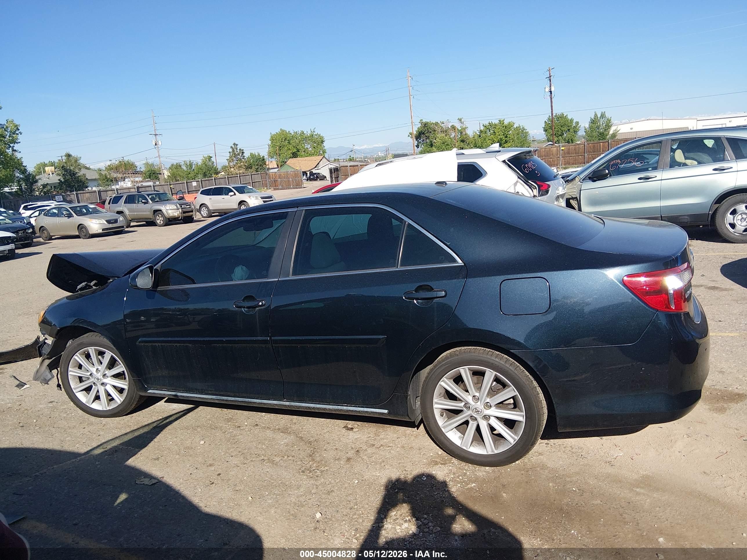 2014 Toyota Camry Xle Black vin: 4T4BF1FK4ER428189