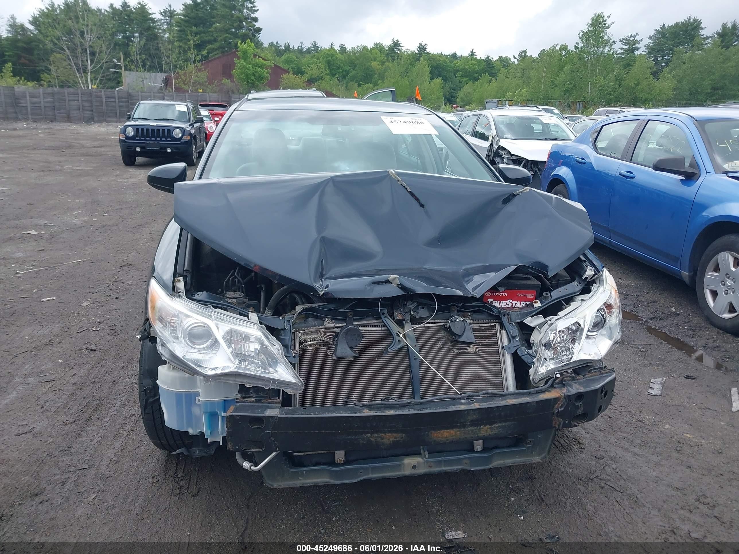 2014 Toyota Camry Le Blue vin: 4T4BF1FK4ER432209
