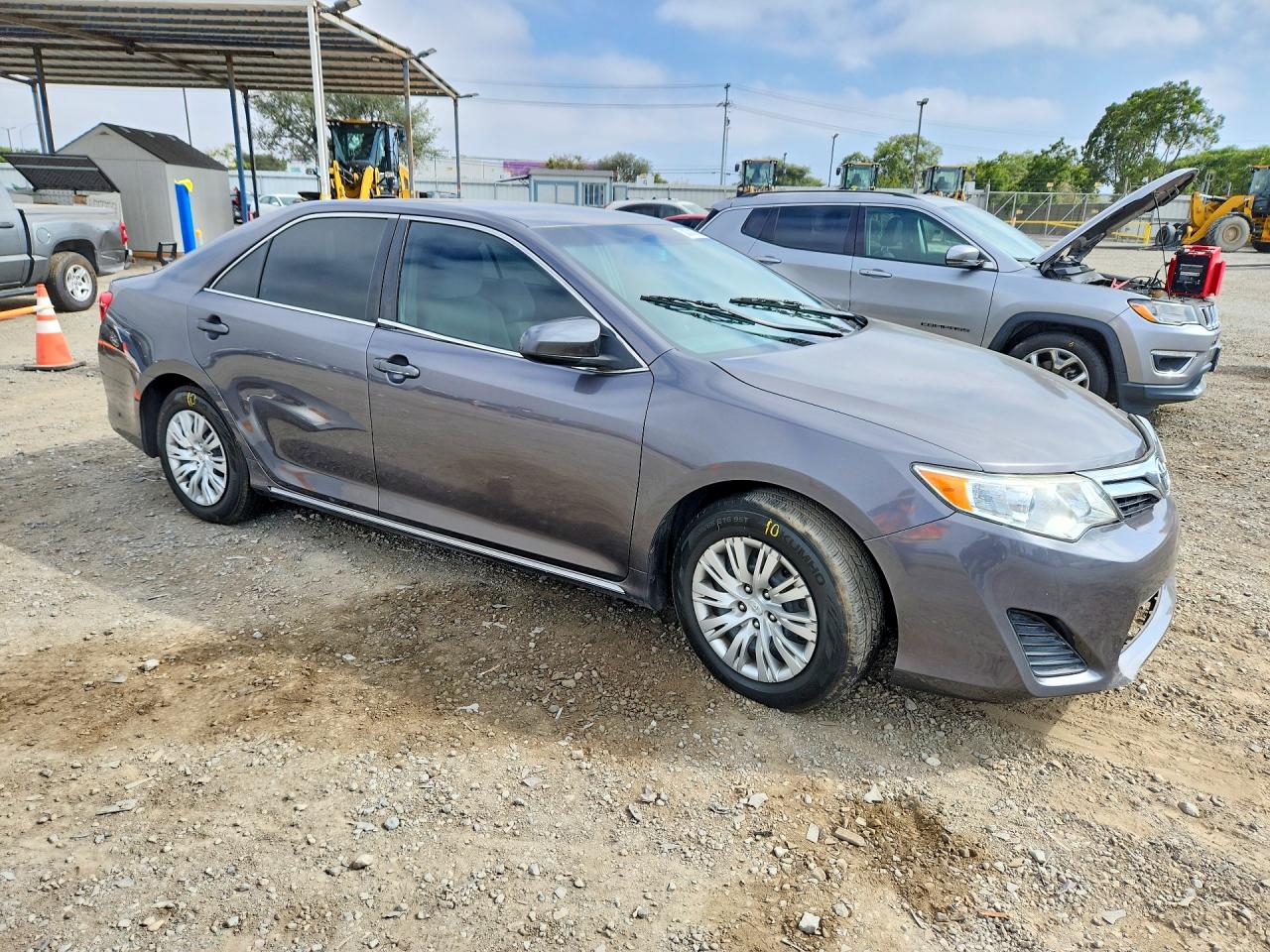 2014 Toyota Camry Le Silver vin: 4T4BF1FK4ER439743