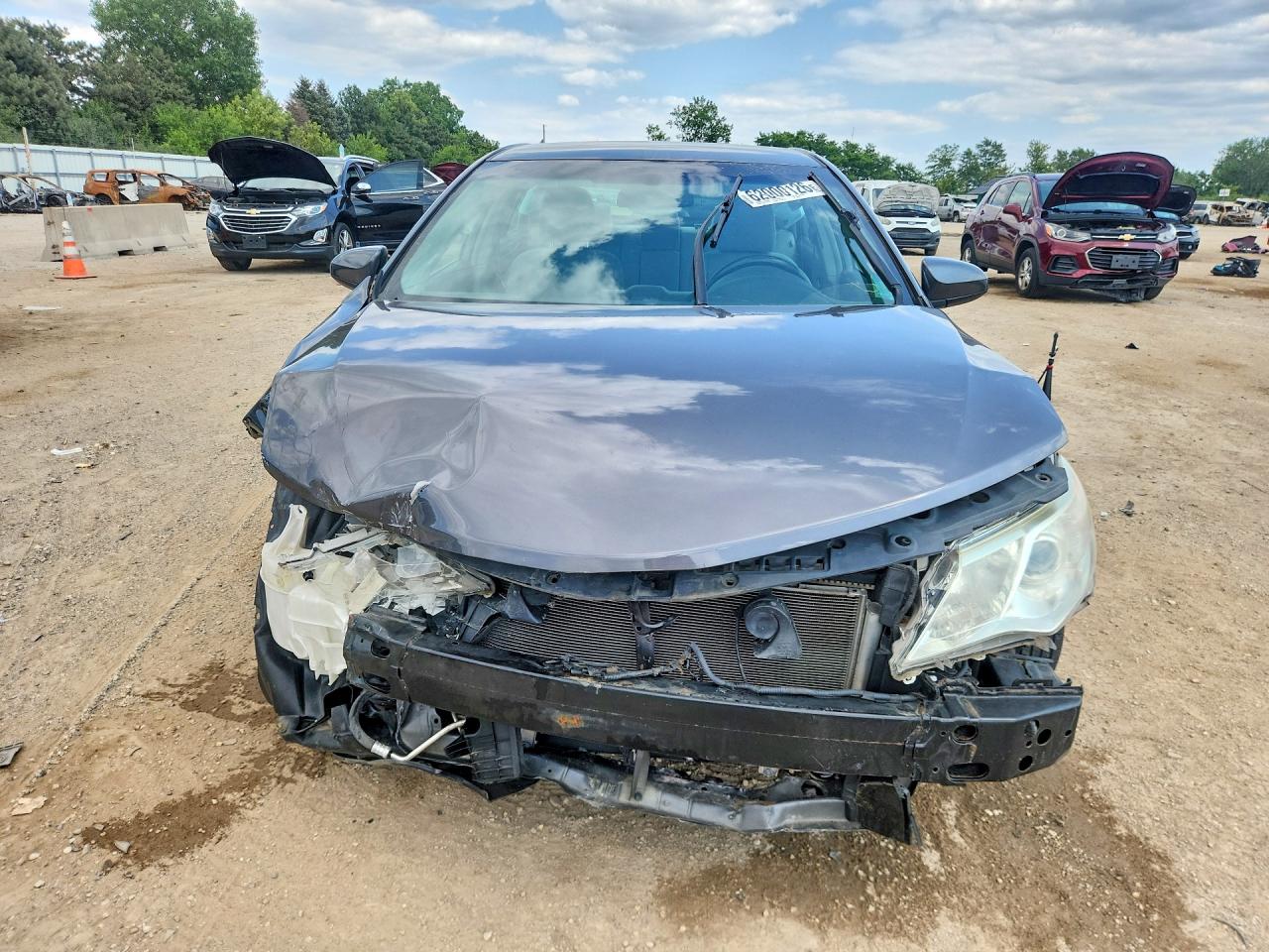 2014 Toyota Camry Le Gray vin: 4T4BF1FK4ER440178