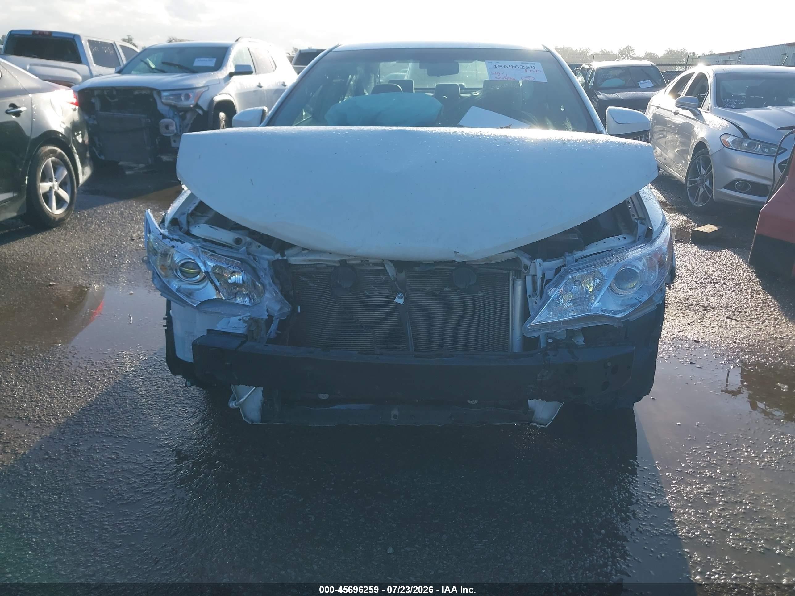2014 Toyota Camry Le Белый vin: 4T4BF1FK4ER441430
