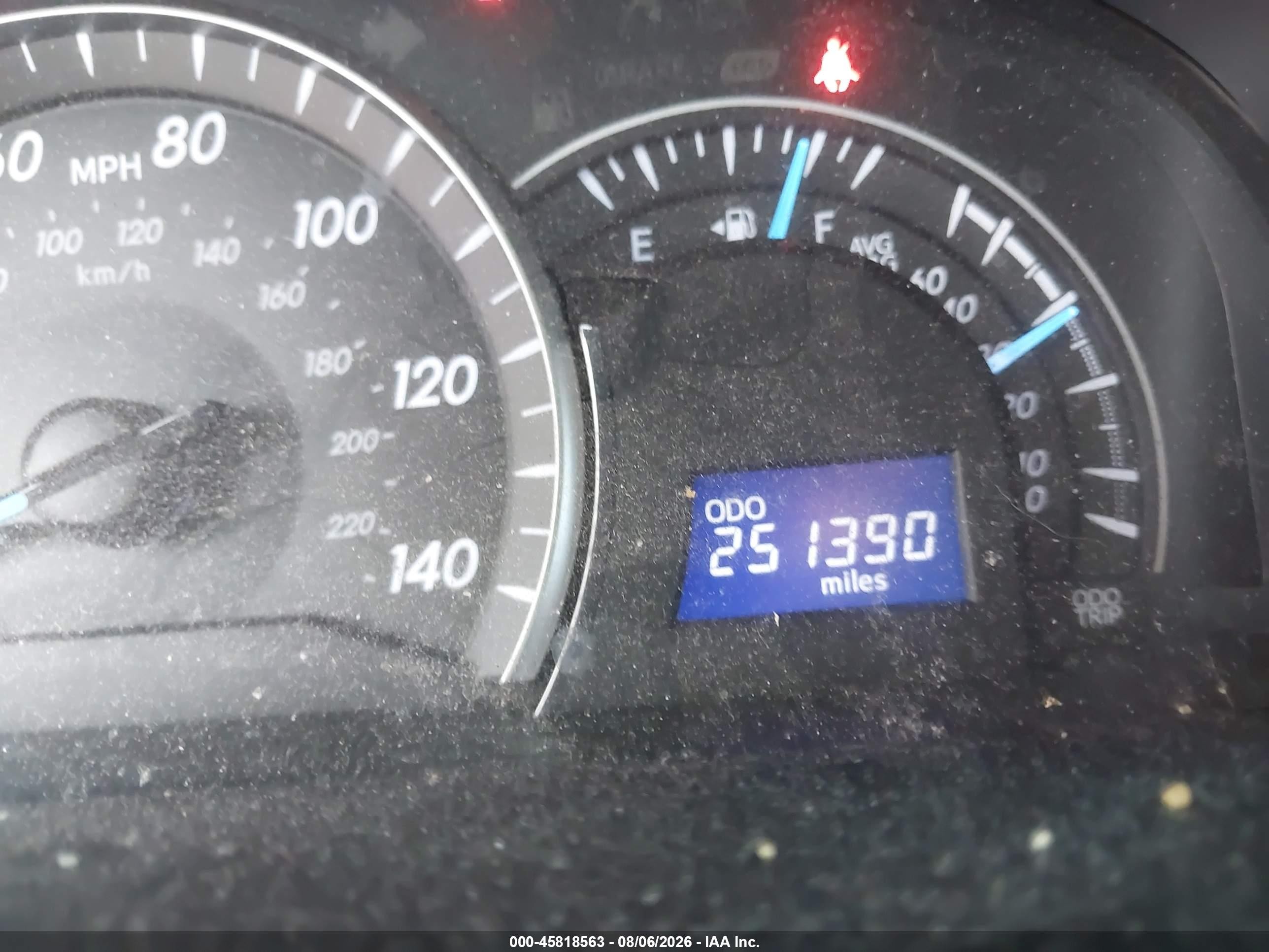2015 Toyota Camry Le Серебряный vin: 4T4BF1FK4FR445057