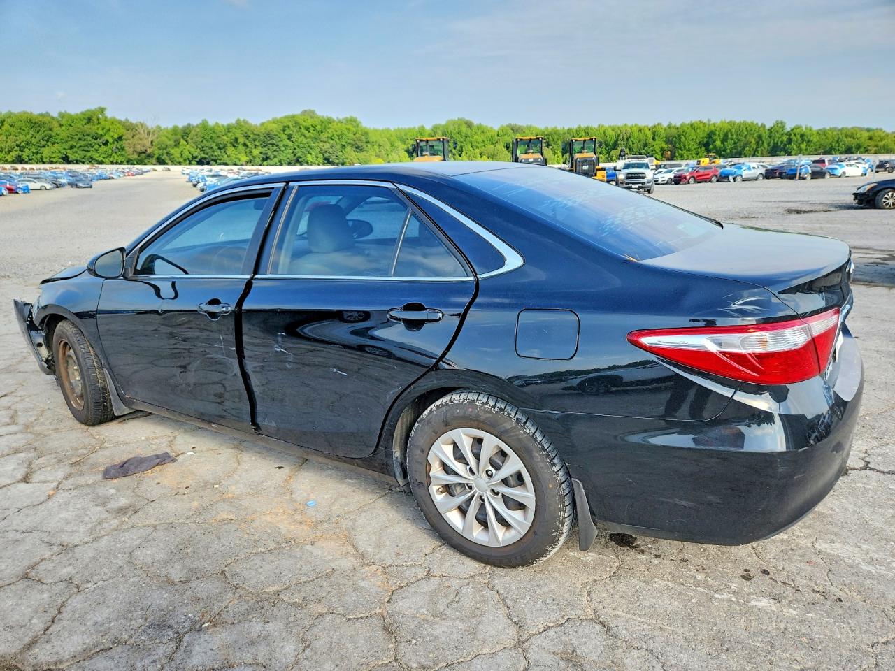 2015 Toyota Camry Le Черный vin: 4T4BF1FK4FR446015