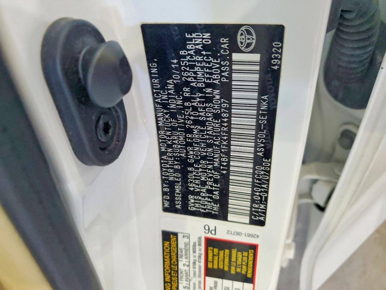 2015 Toyota Camry Le White vin: 4T4BF1FK4FR448797