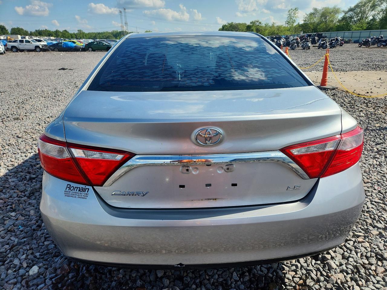 2015 Toyota Camry Le Silver vin: 4T4BF1FK4FR460500