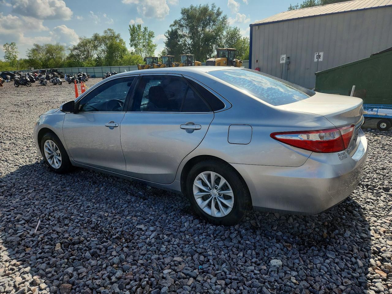 2015 Toyota Camry Le Silver vin: 4T4BF1FK4FR460500