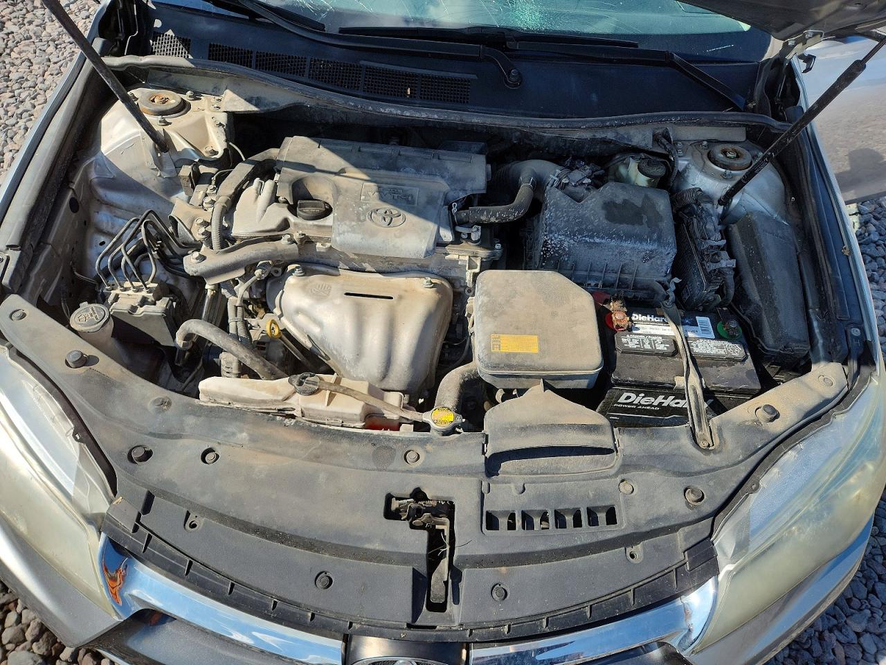 2015 Toyota Camry Le Silver vin: 4T4BF1FK4FR460500