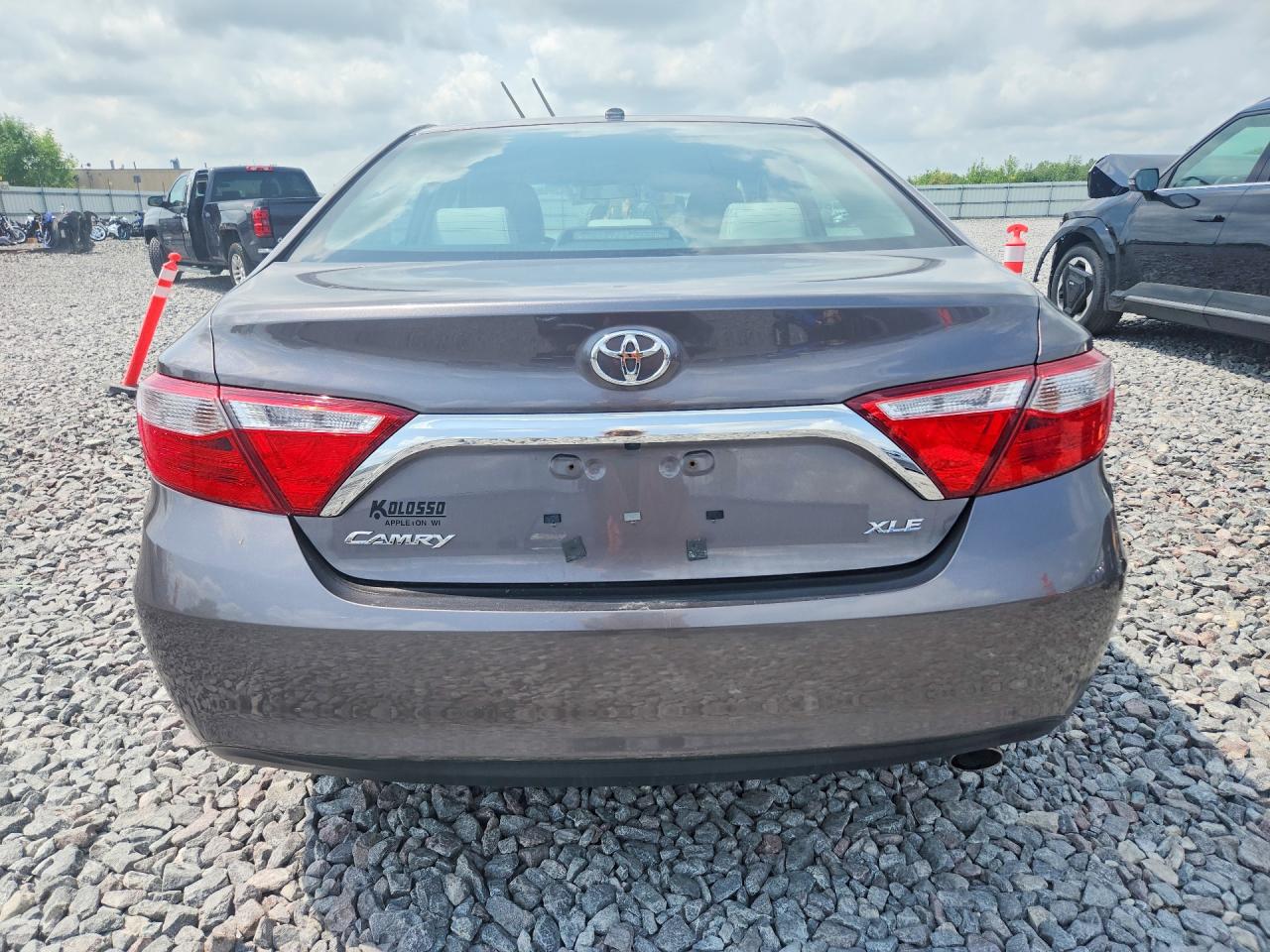 2015 Toyota Camry Xle Gray vin: 4T4BF1FK4FR467155