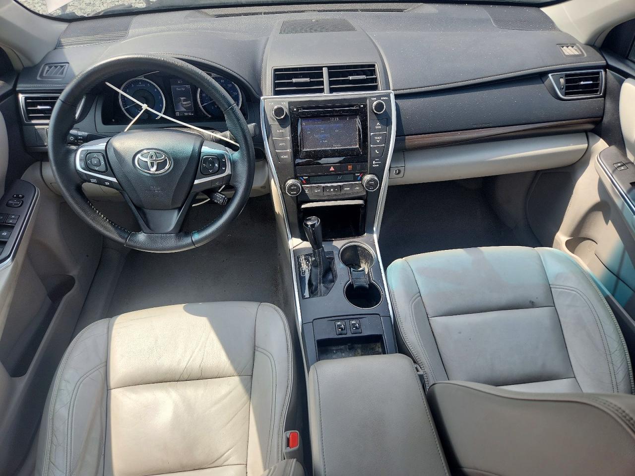 2015 Toyota Camry Xle Gray vin: 4T4BF1FK4FR467155