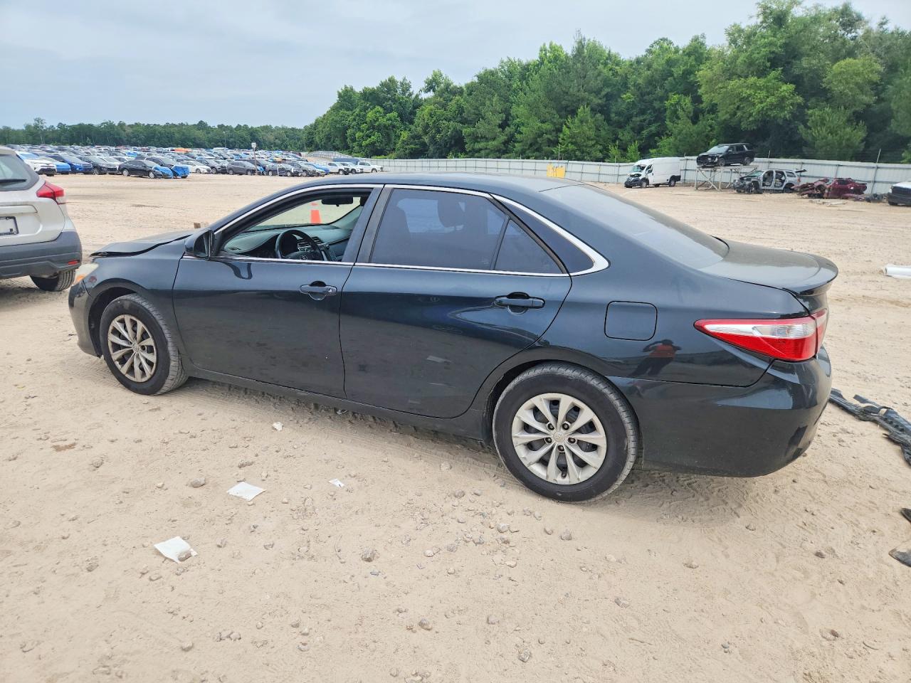 2015 Toyota Camry Le Black vin: 4T4BF1FK4FR474154