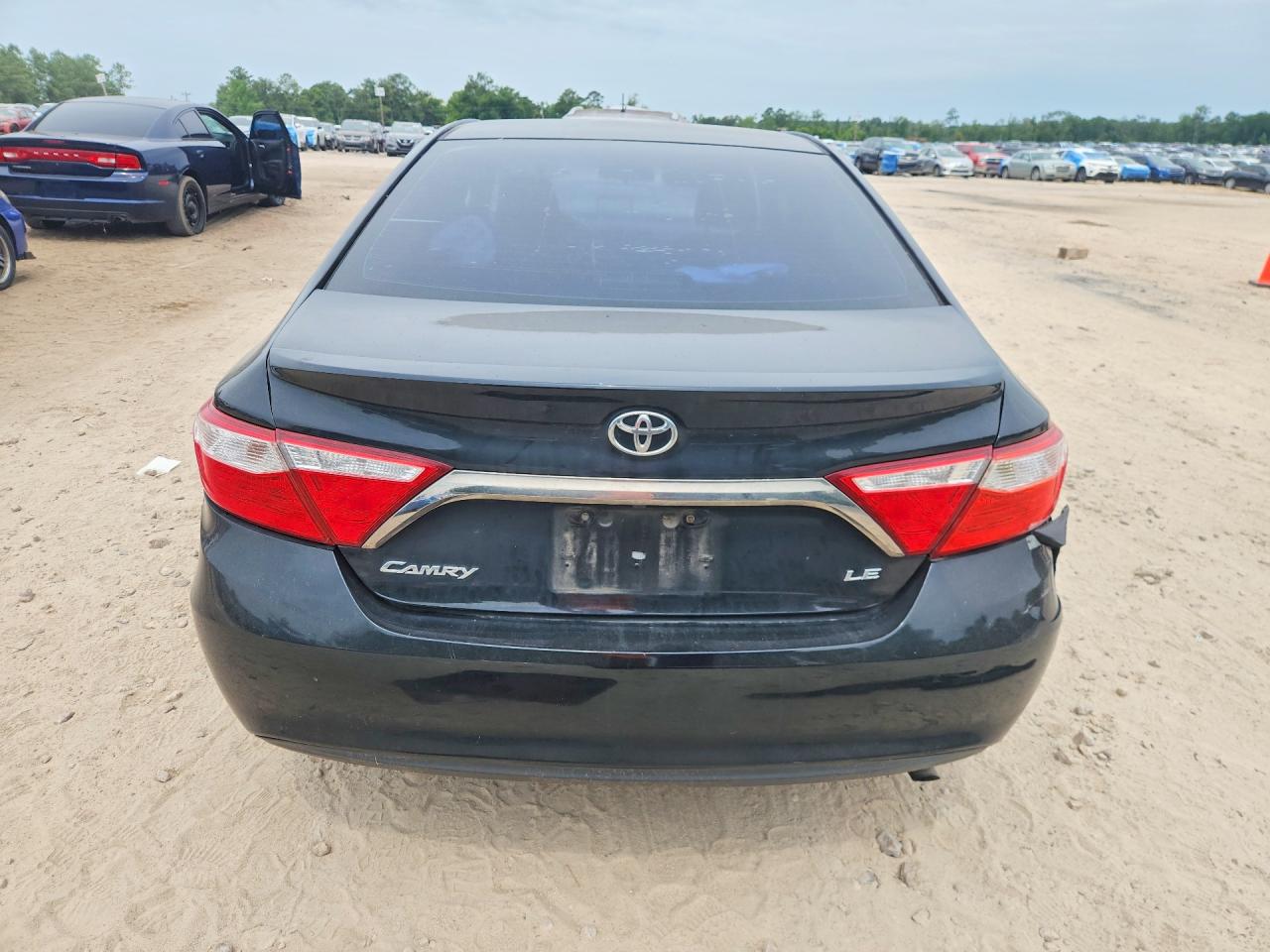 2015 Toyota Camry Le Black vin: 4T4BF1FK4FR474154