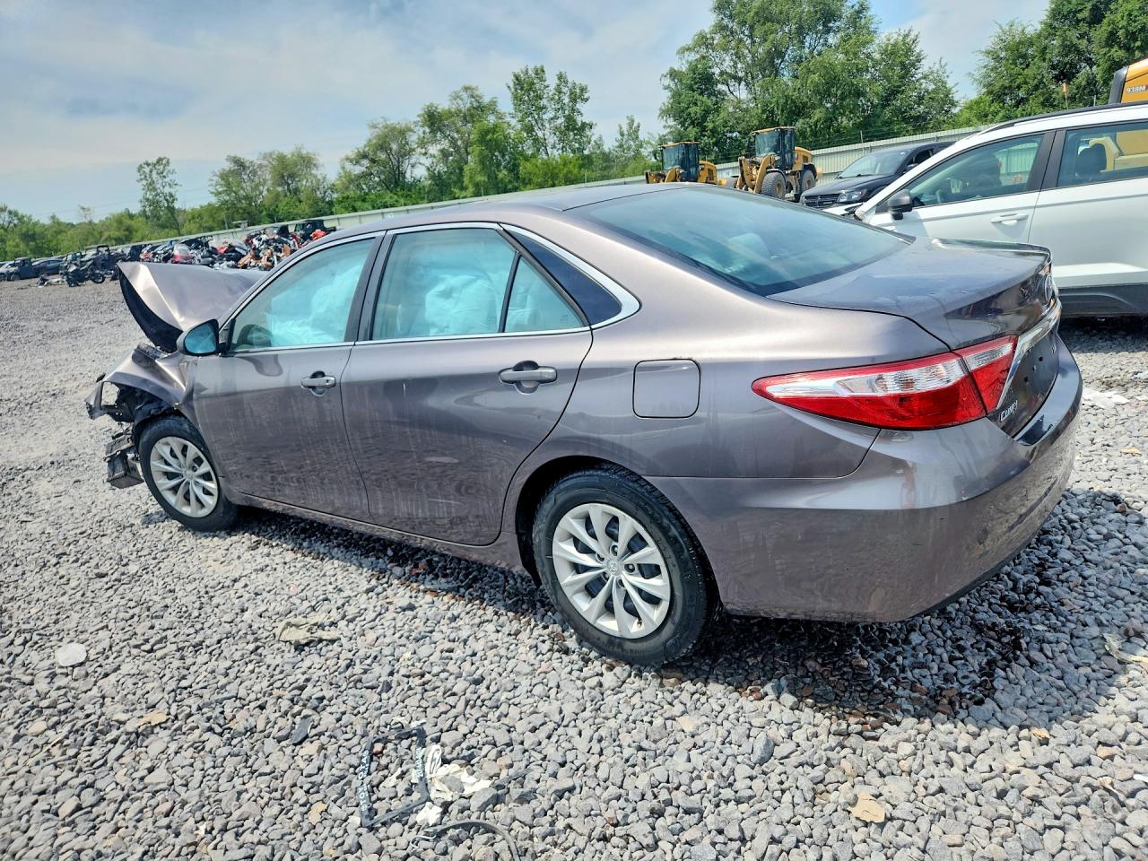 2015 Toyota Camry Le Gray vin: 4T4BF1FK4FR475949
