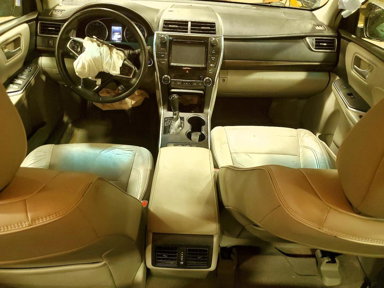2015 Toyota Camry Xle Blue vin: 4T4BF1FK4FR488460