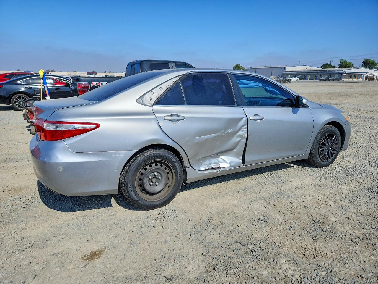 2015 Toyota Camry Le Gray vin: 4T4BF1FK4FR500929