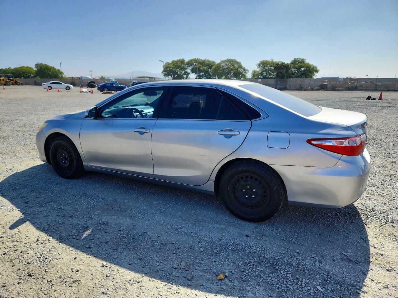 2015 Toyota Camry Le Gray vin: 4T4BF1FK4FR500929
