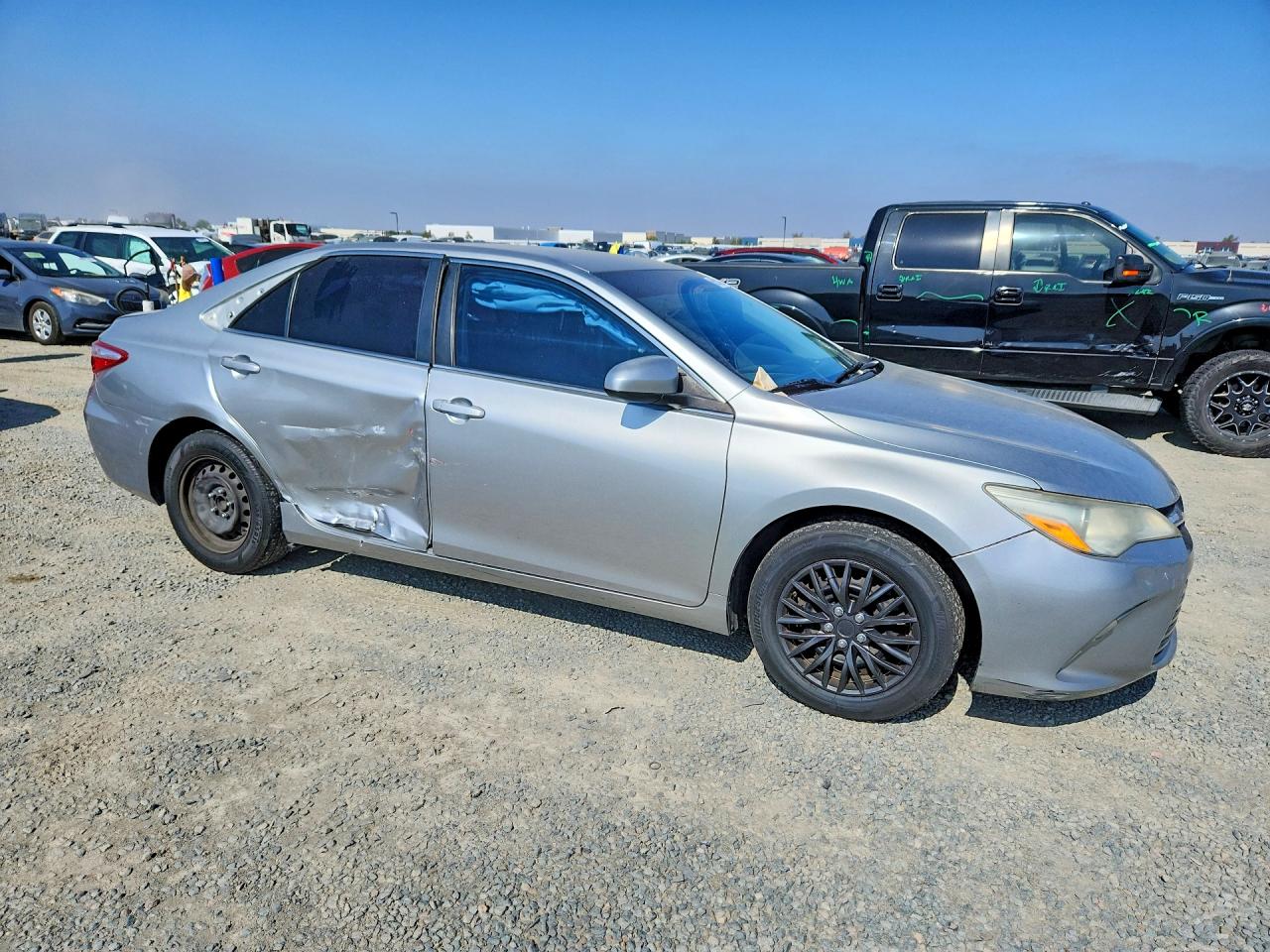 2015 Toyota Camry Le Gray vin: 4T4BF1FK4FR500929
