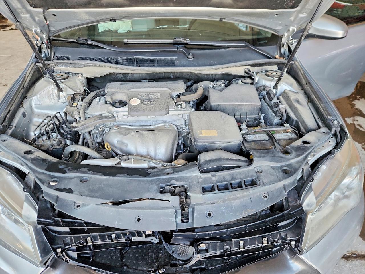 2015 Toyota Camry Le Silver vin: 4T4BF1FK4FR503569