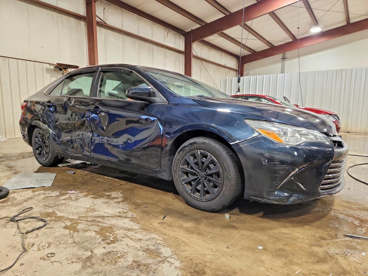 2015 Toyota Camry Le Charcoal vin: 4T4BF1FK4FR505886