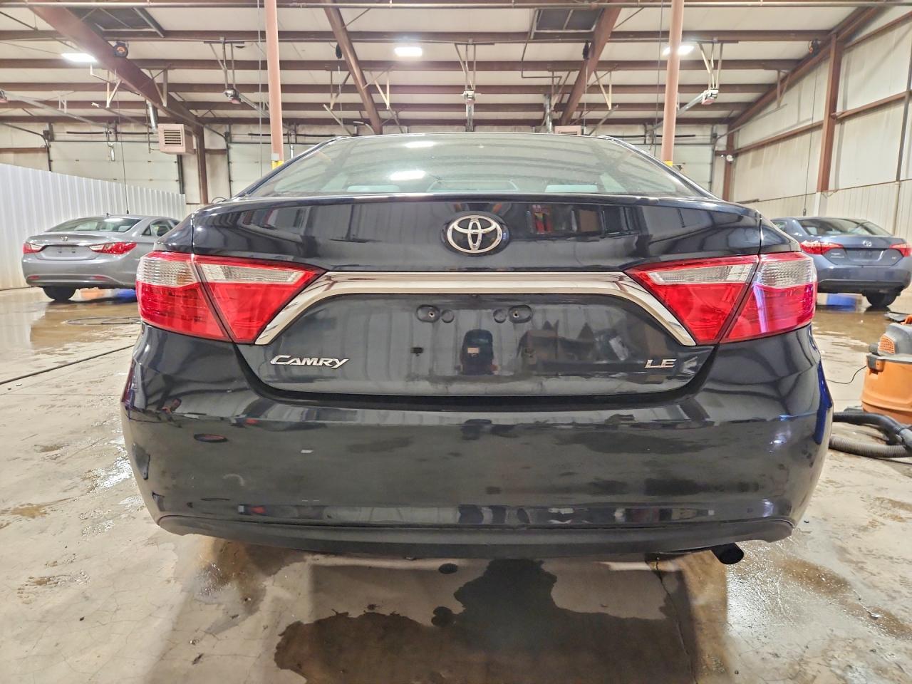 2015 Toyota Camry Le Charcoal vin: 4T4BF1FK4FR505886