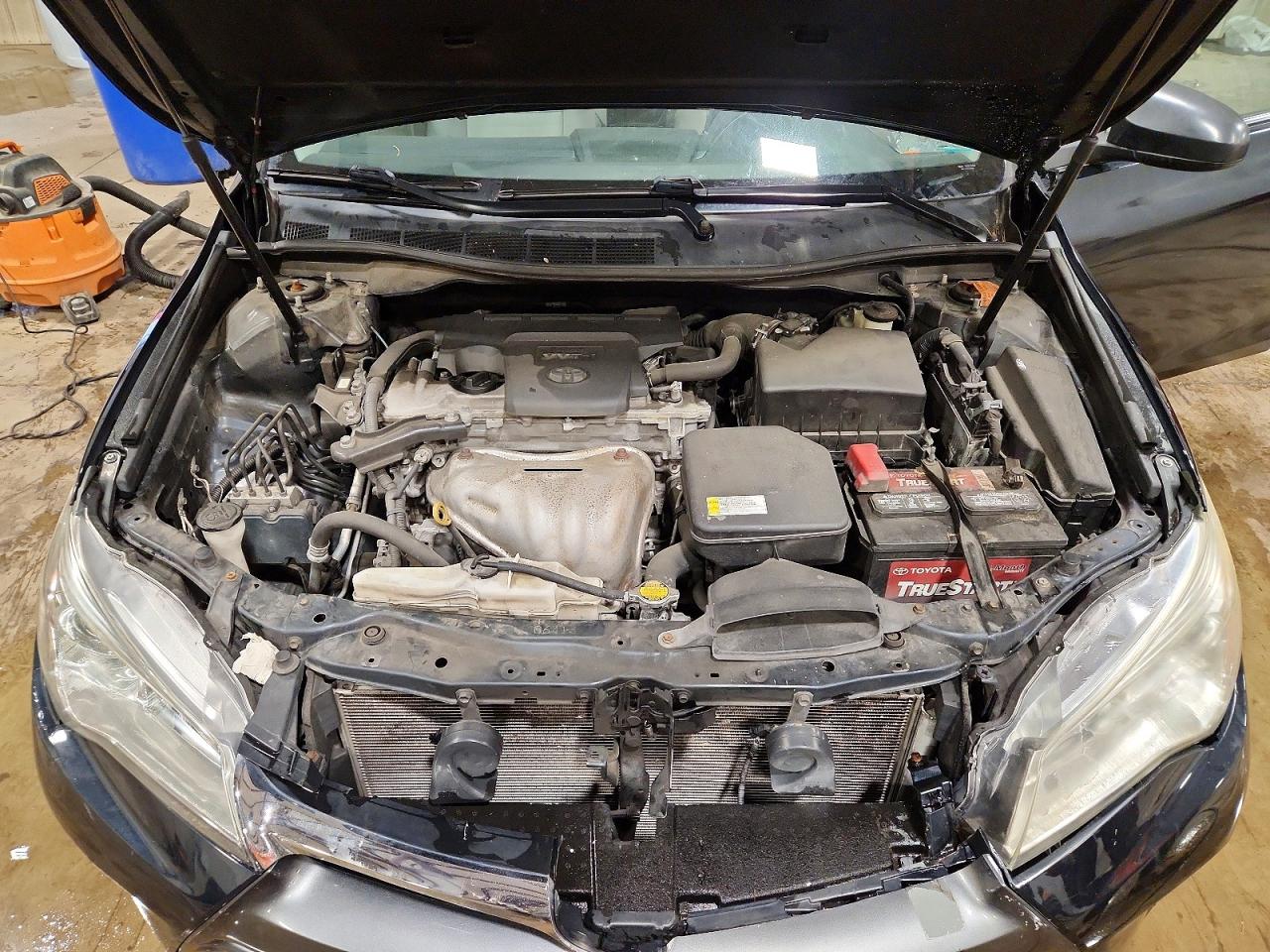 2015 Toyota Camry Le Charcoal vin: 4T4BF1FK4FR505886