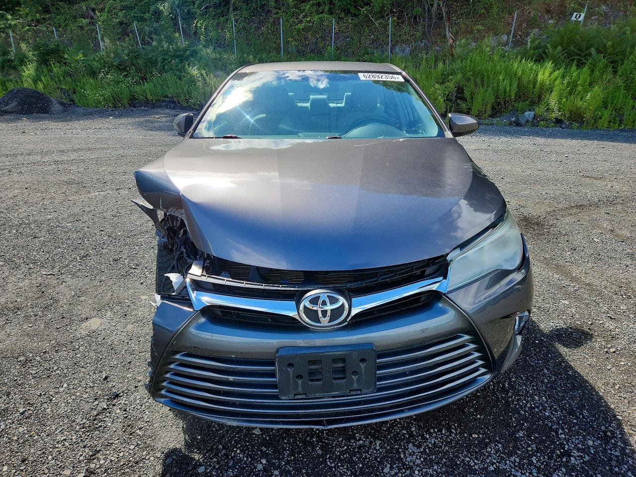 2015 Toyota Camry Le Gray vin: 4T4BF1FK4FR510151