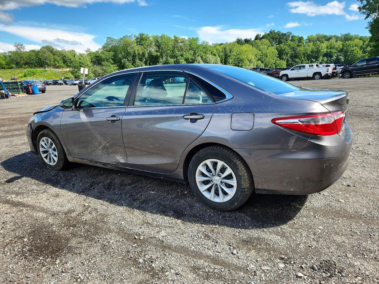 2015 Toyota Camry Le Gray vin: 4T4BF1FK4FR510151
