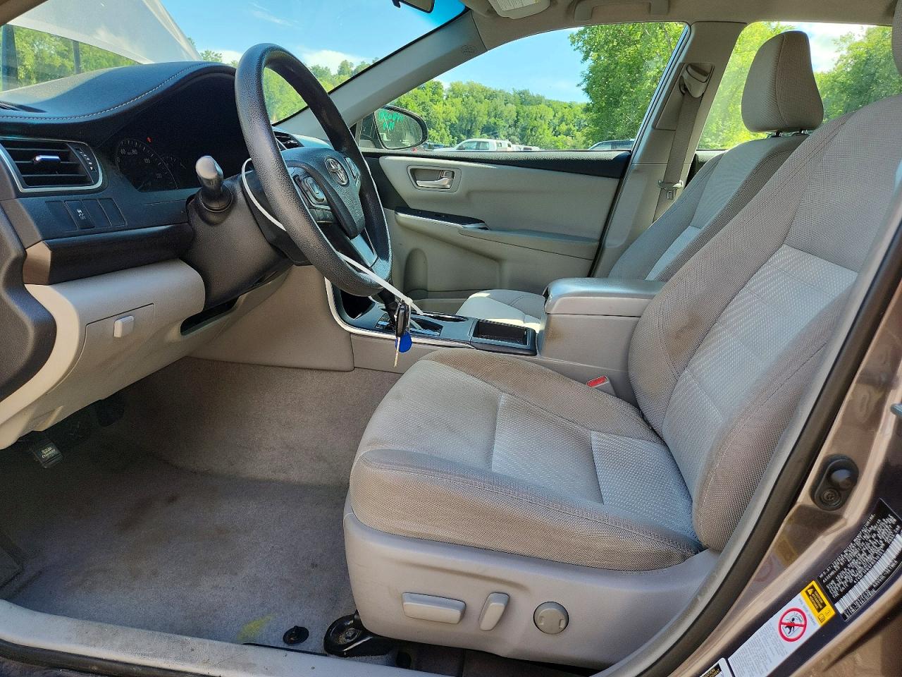 2015 Toyota Camry Le Gray vin: 4T4BF1FK4FR510151