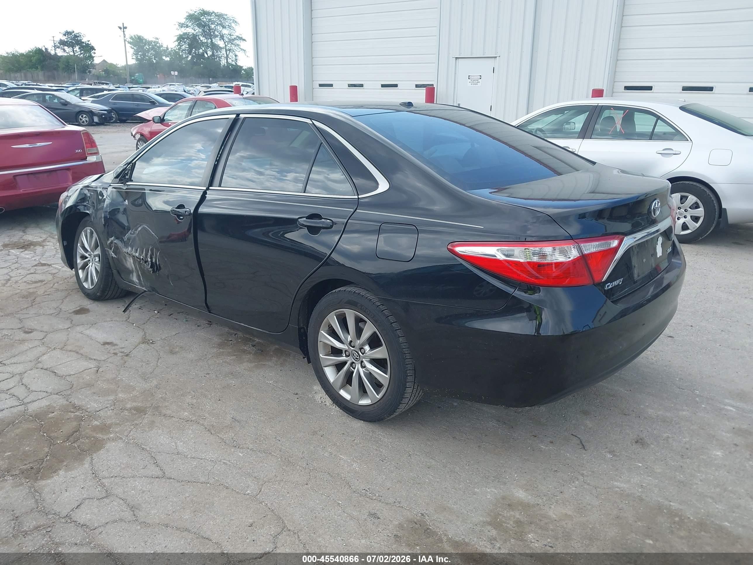 2015 Toyota Camry Xle Черный vin: 4T4BF1FK4FR511347