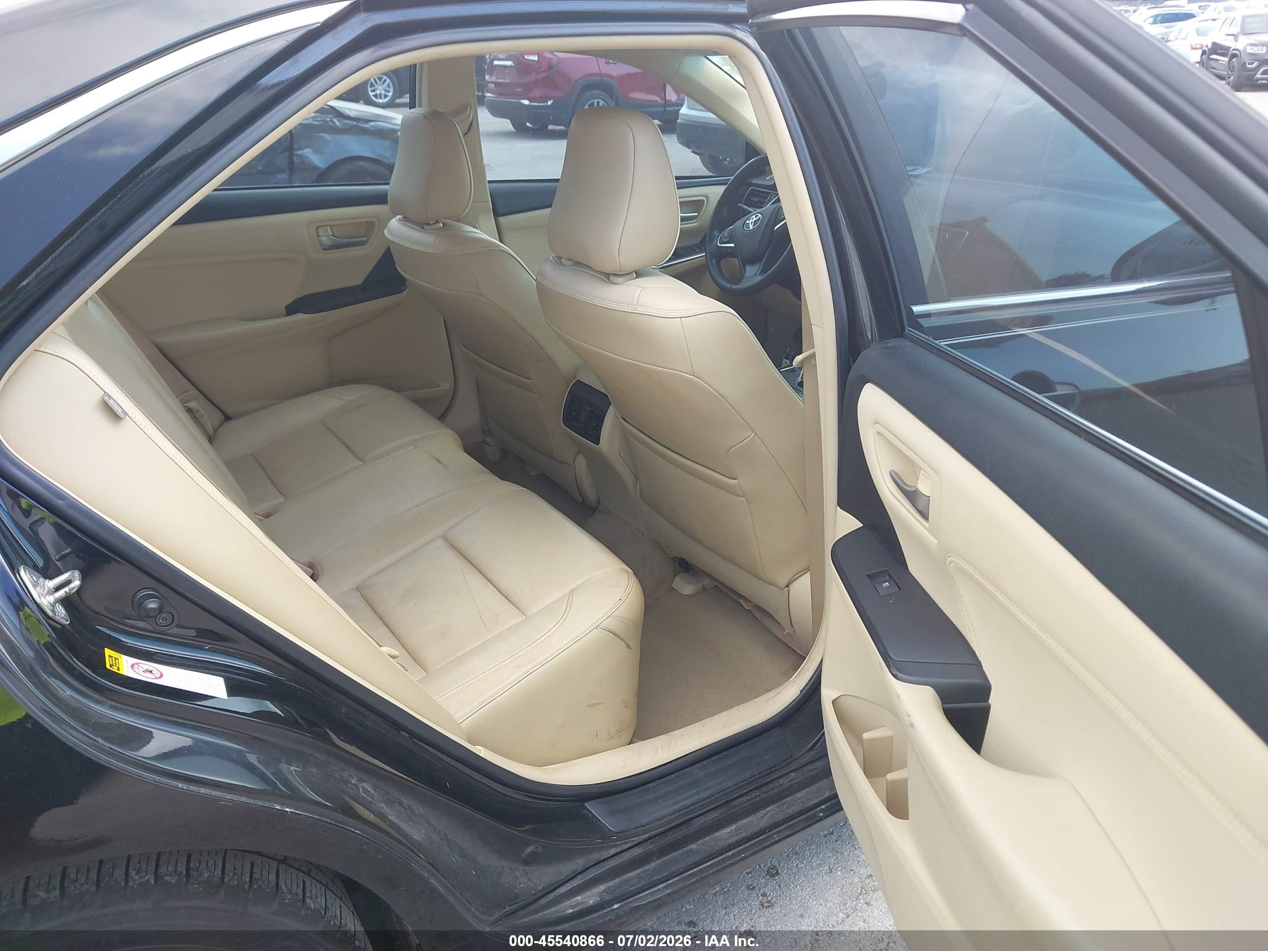 2015 Toyota Camry Xle Черный vin: 4T4BF1FK4FR511347