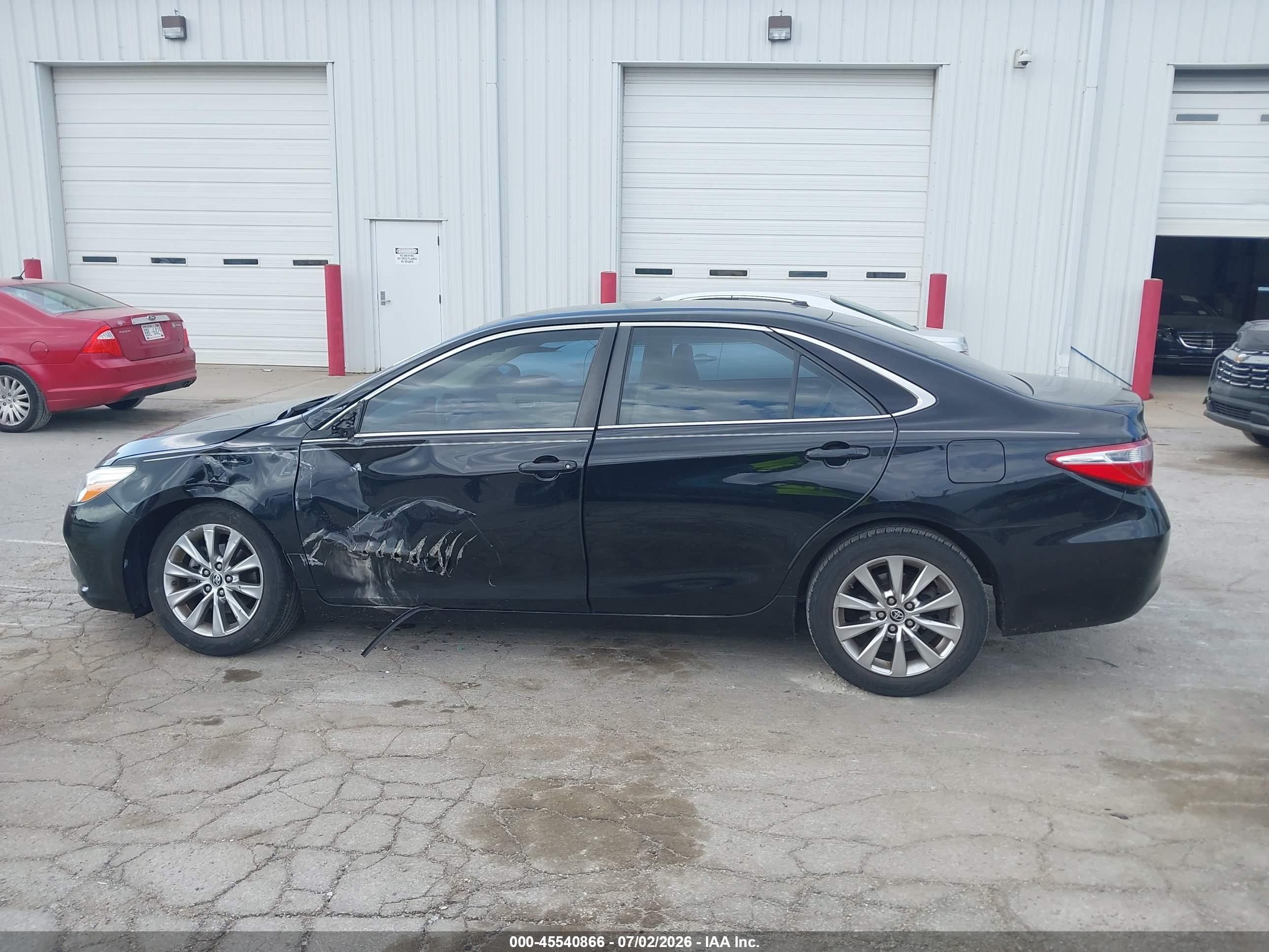 2015 Toyota Camry Xle Черный vin: 4T4BF1FK4FR511347