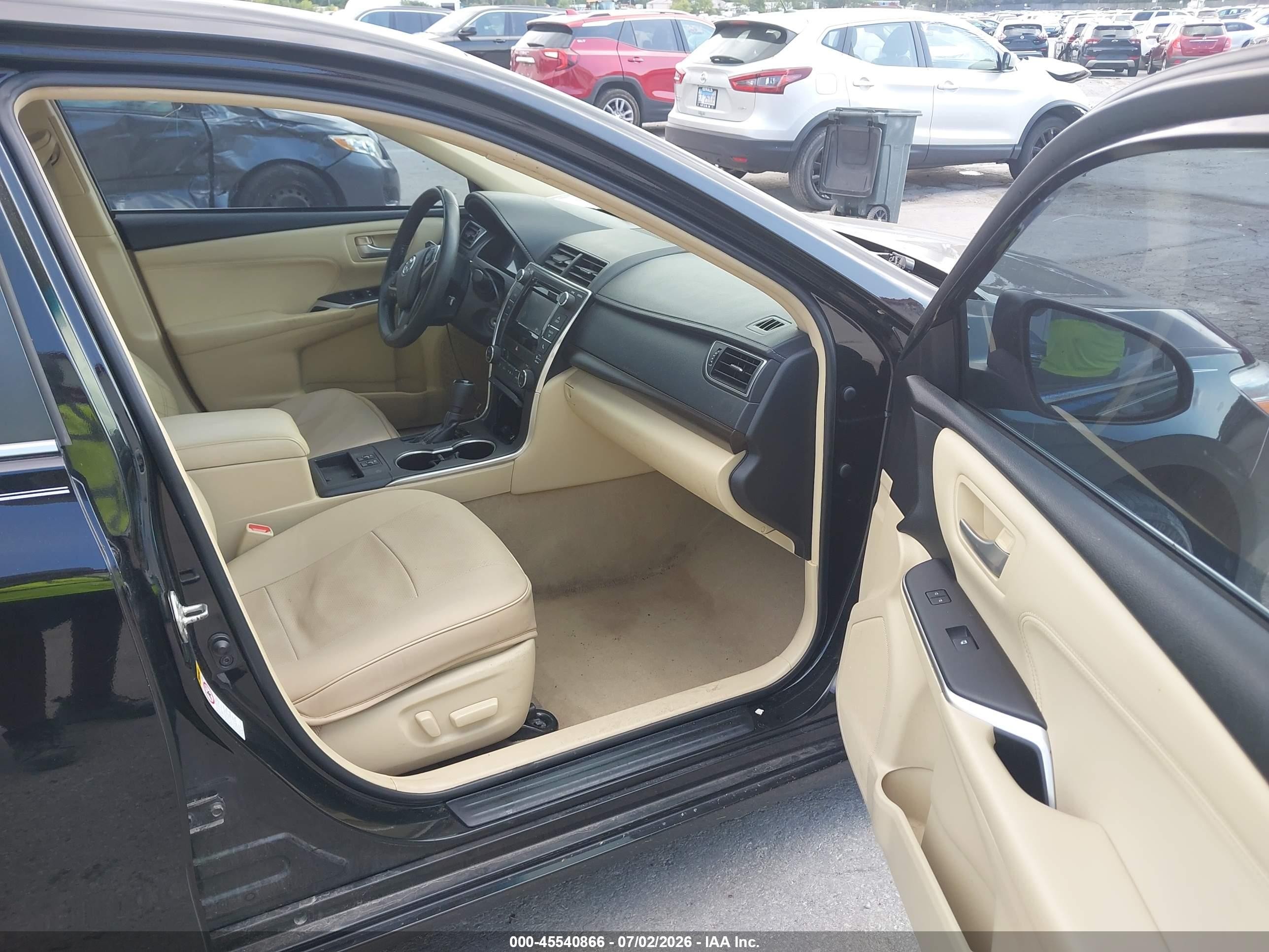 2015 Toyota Camry Xle Черный vin: 4T4BF1FK4FR511347