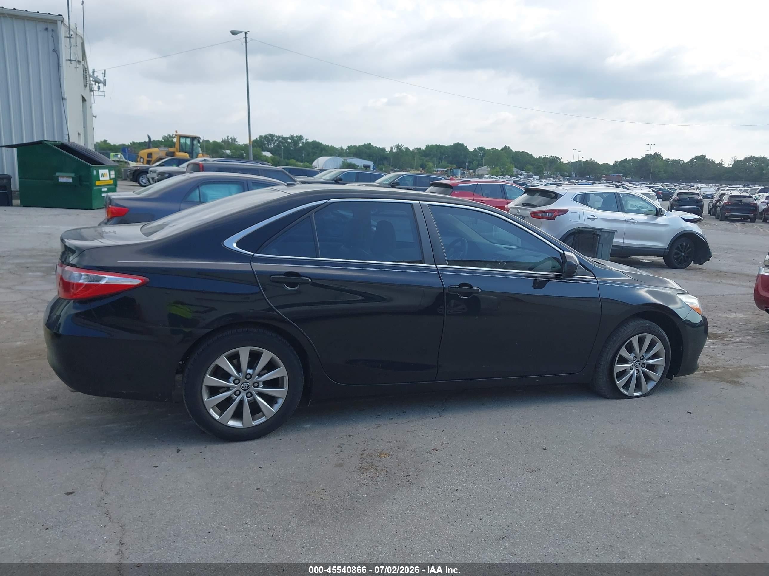 2015 Toyota Camry Xle Черный vin: 4T4BF1FK4FR511347