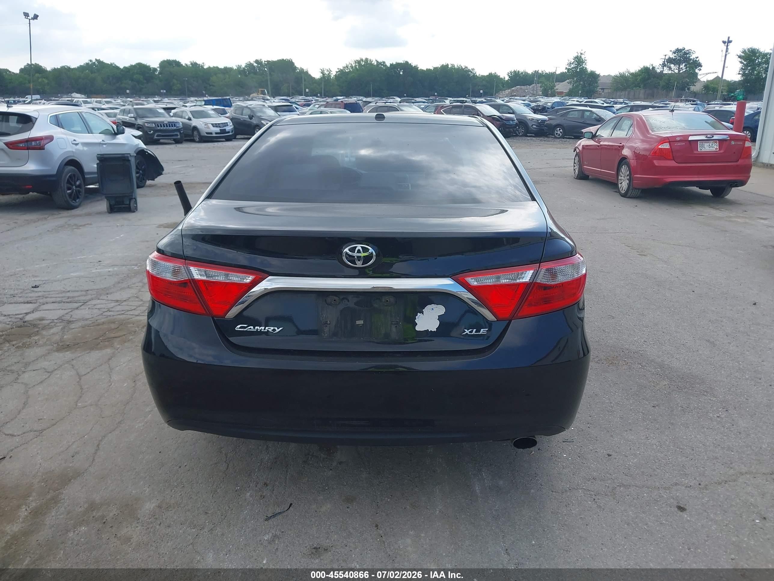 2015 Toyota Camry Xle Черный vin: 4T4BF1FK4FR511347
