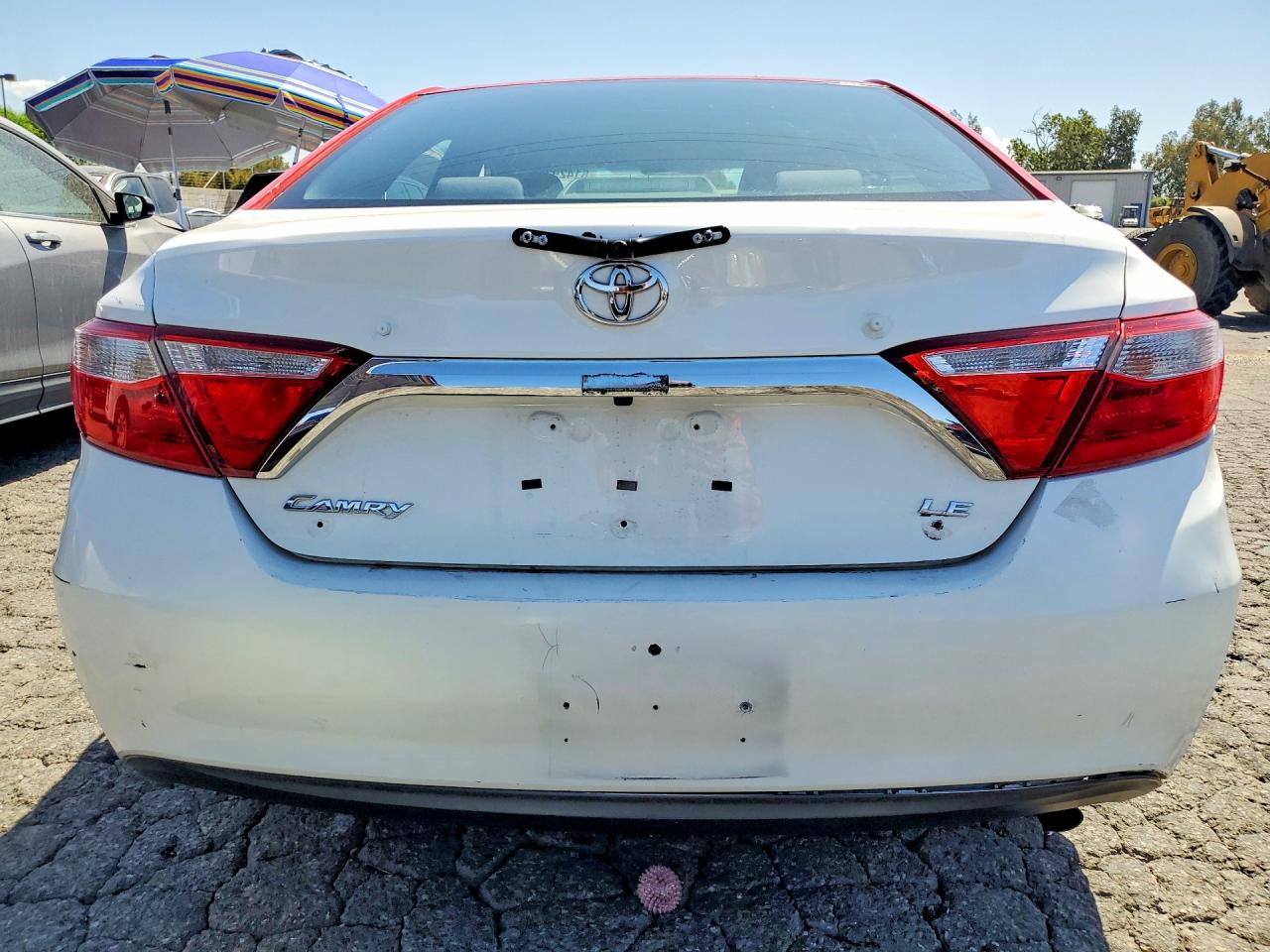 2015 Toyota Camry Le Two Tone vin: 4T4BF1FK4FR512630