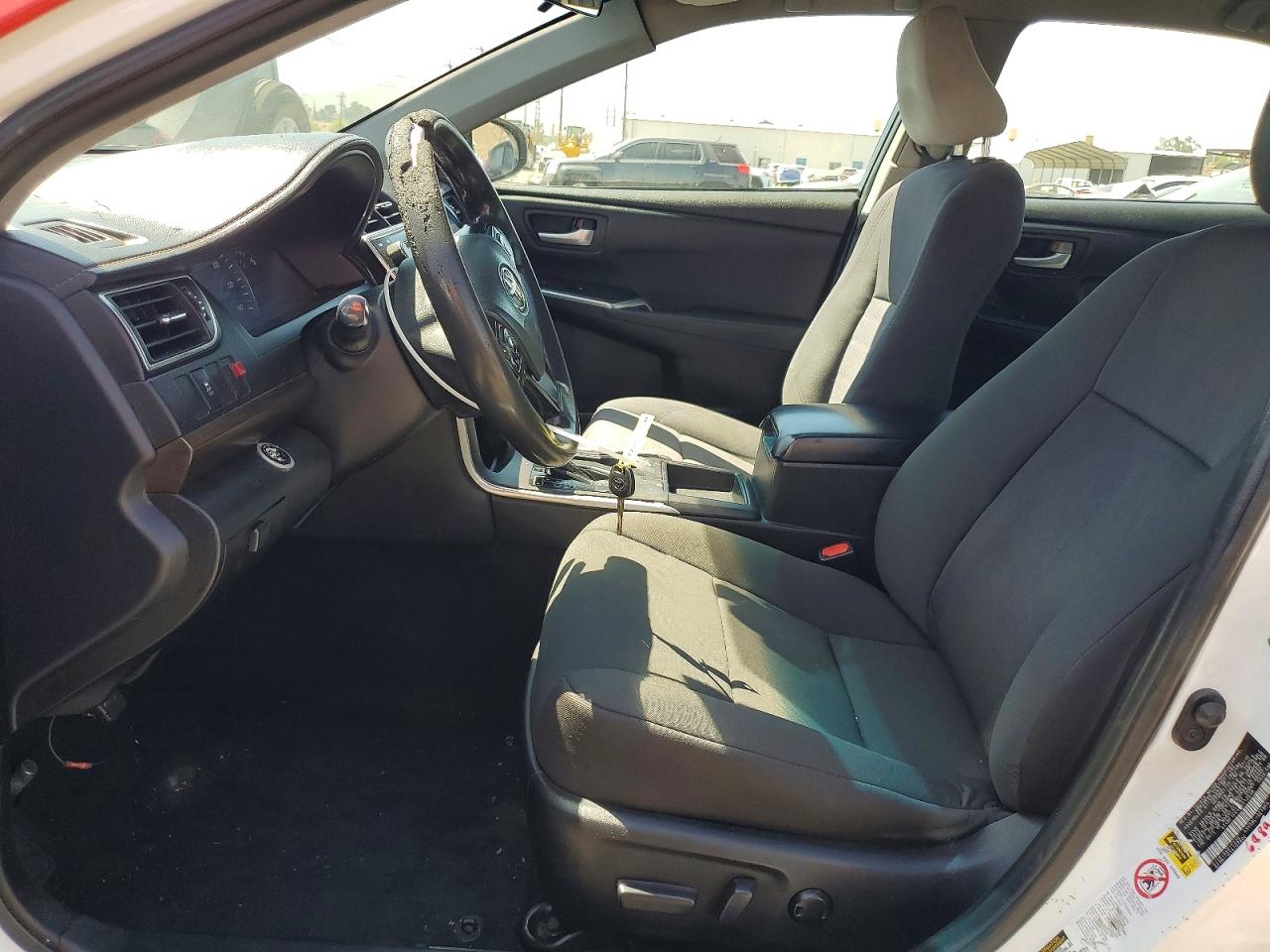 2015 Toyota Camry Le Two Tone vin: 4T4BF1FK4FR512630