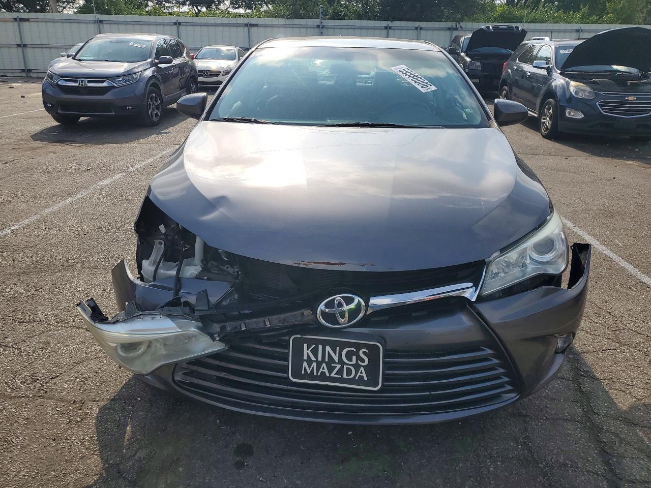 2015 Toyota Camry Le Gray vin: 4T4BF1FK4FR515771