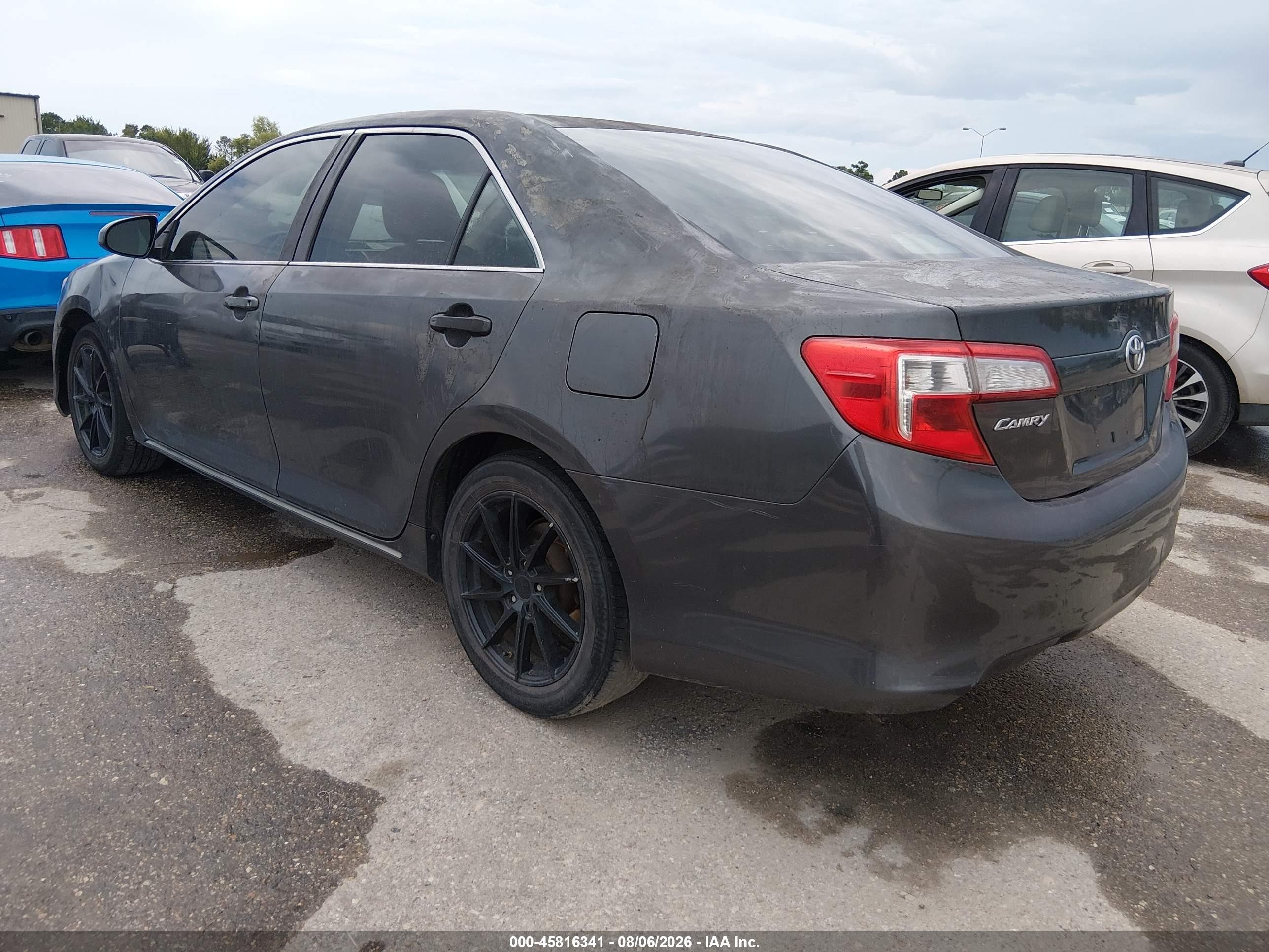 2012 Toyota Camry Le Gray vin: 4T4BF1FK5CR158709