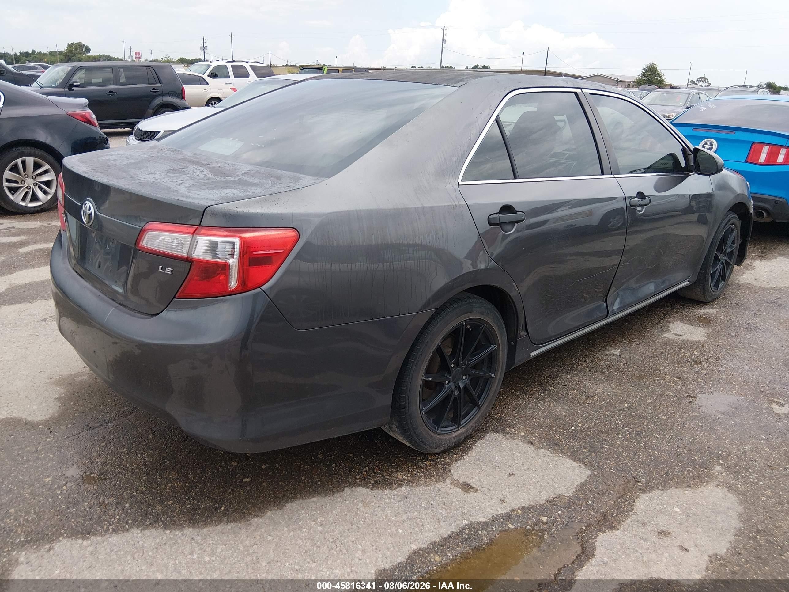2012 Toyota Camry Le Gray vin: 4T4BF1FK5CR158709