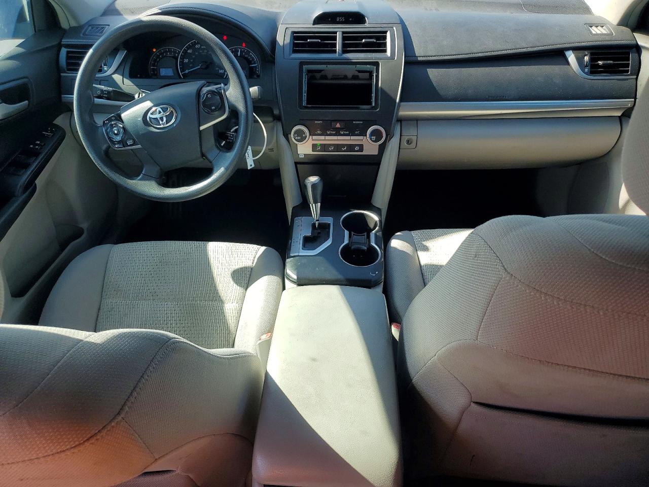2012 Toyota Camry Le Silver vin: 4T4BF1FK5CR175901