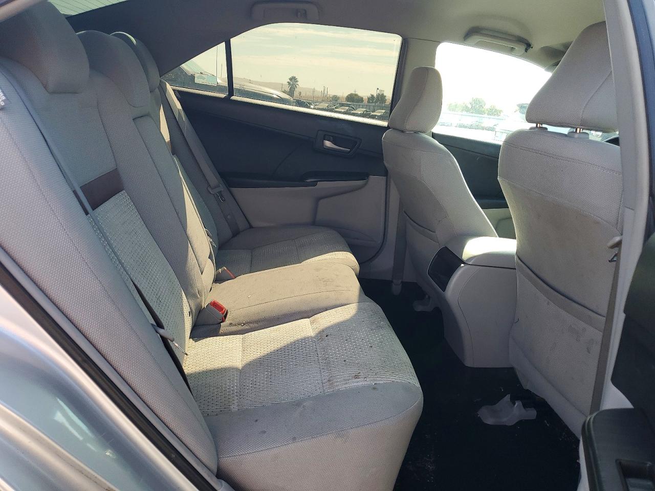 2012 Toyota Camry Le Silver vin: 4T4BF1FK5CR175901