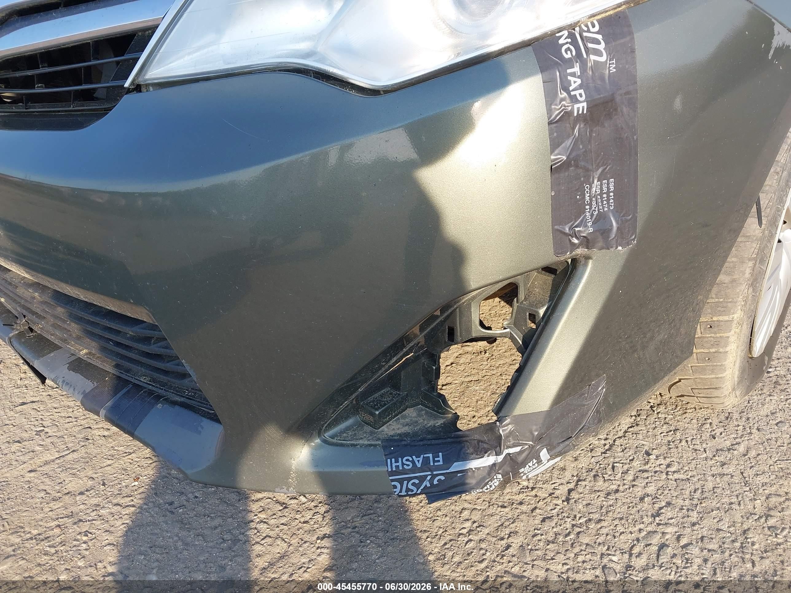 2012 Toyota Camry Le Green vin: 4T4BF1FK5CR189930