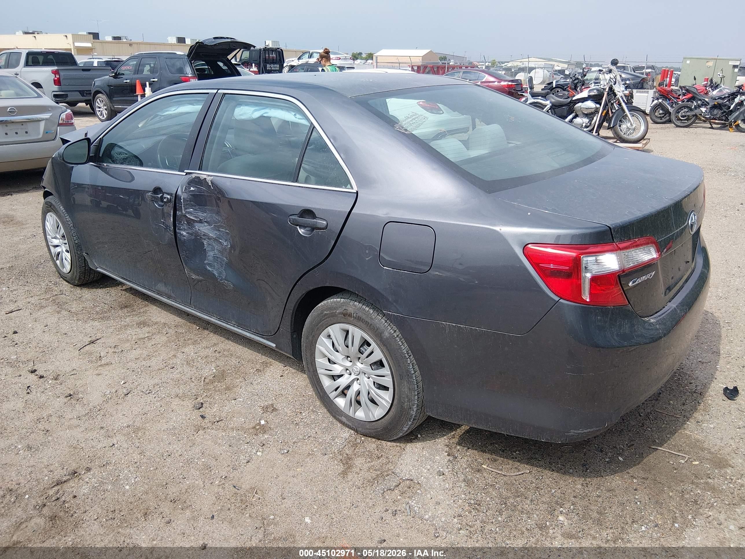 2012 Toyota Camry Le Gray vin: 4T4BF1FK5CR192519