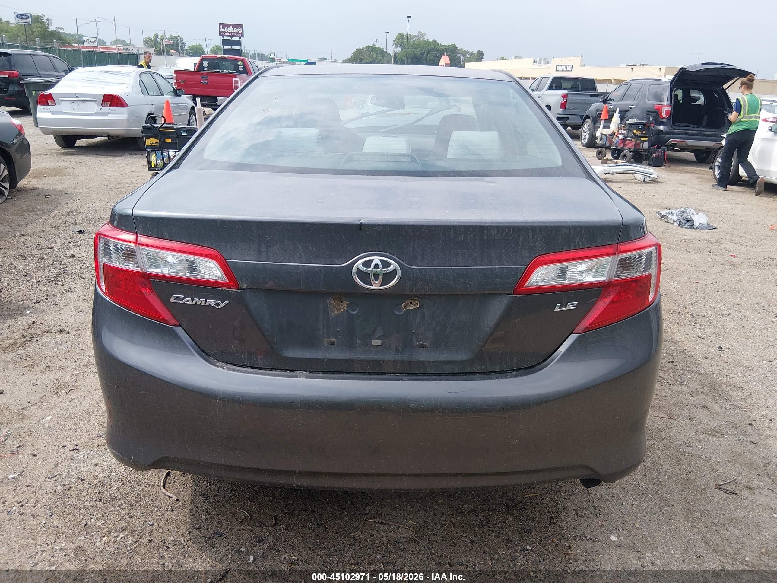 2012 Toyota Camry Le Gray vin: 4T4BF1FK5CR192519