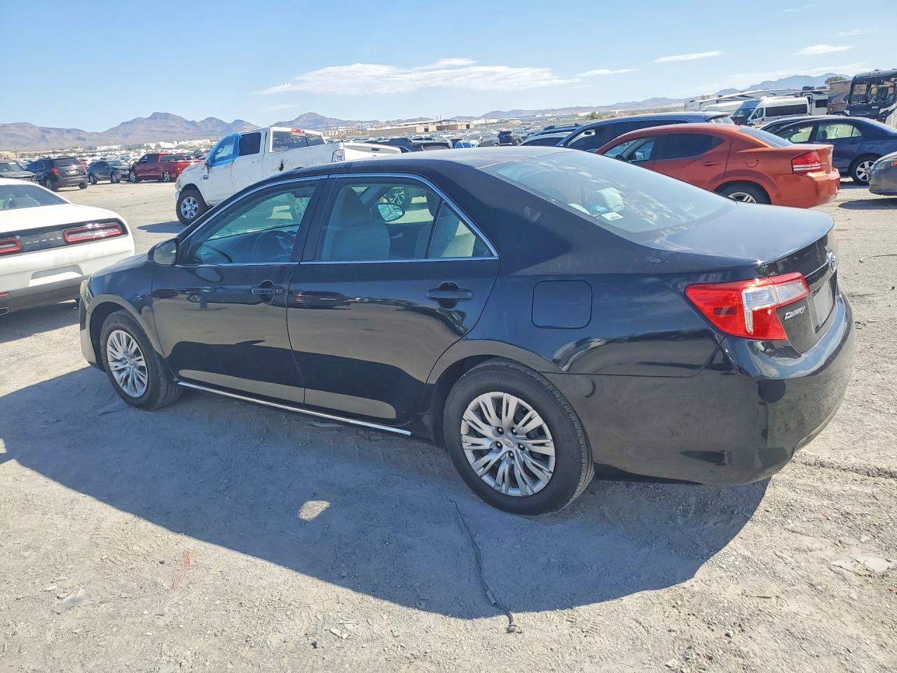 2012 Toyota Camry Le Black vin: 4T4BF1FK5CR196828