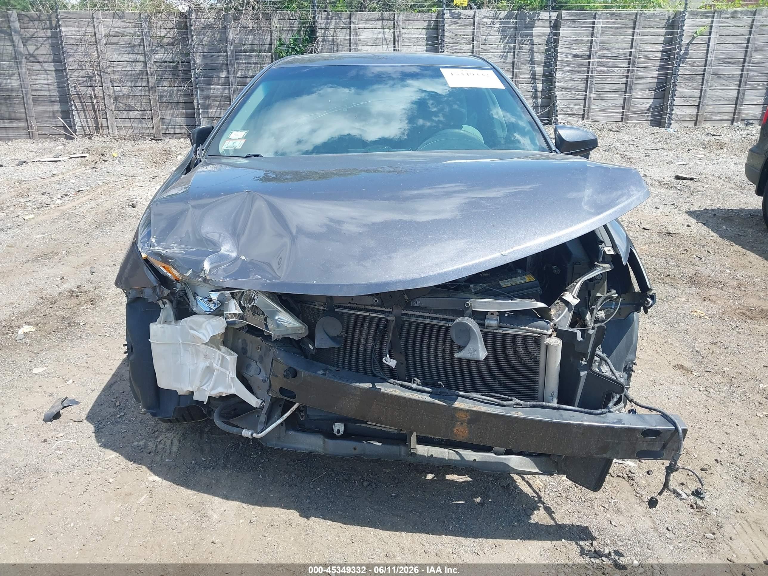 2013 Toyota Camry Le Серый vin: 4T4BF1FK5DR289057