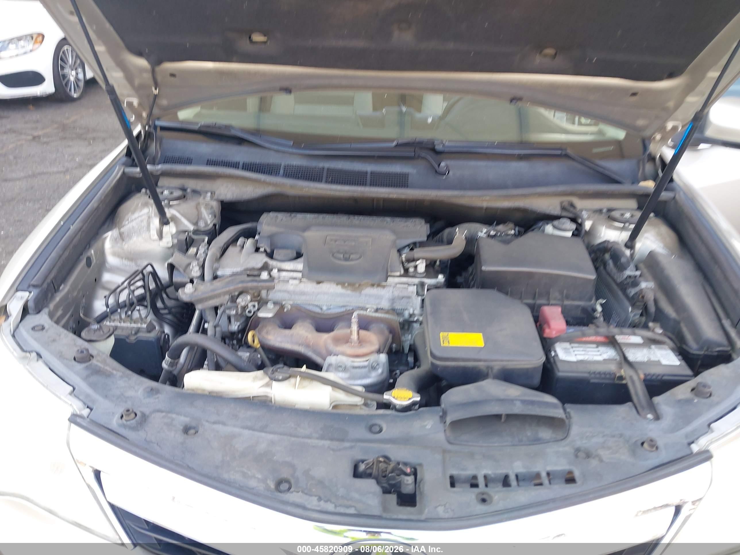 2013 Toyota Camry Le Золотой vin: 4T4BF1FK5DR290256