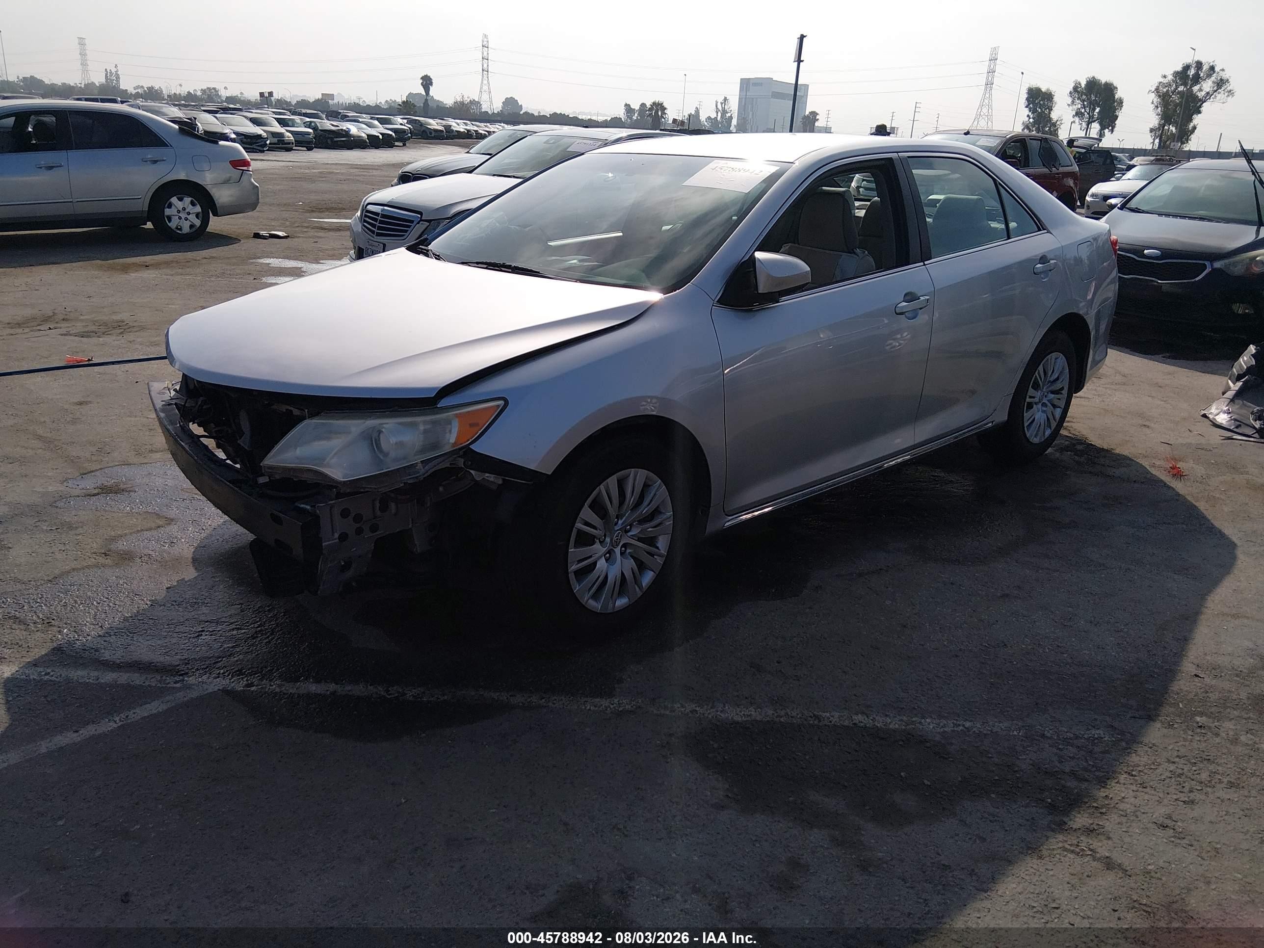 2013 Toyota Camry Le Silver vin: 4T4BF1FK5DR290824