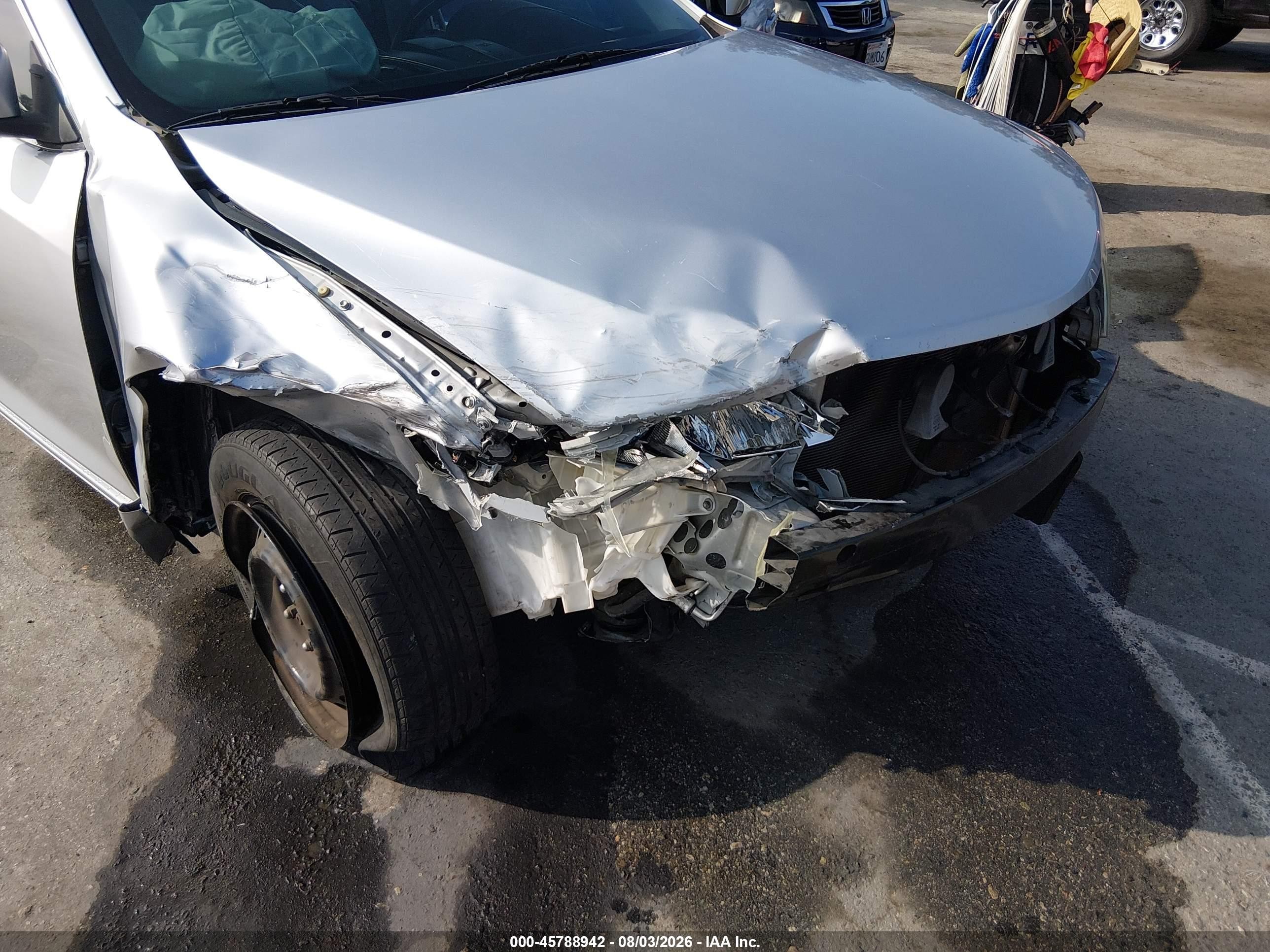 2013 Toyota Camry Le Silver vin: 4T4BF1FK5DR290824